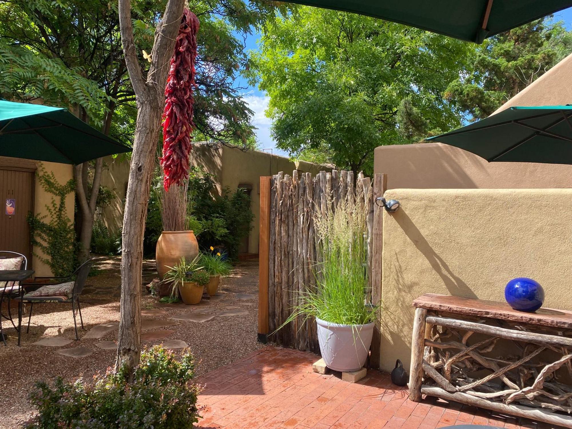 Casa De Tres Lunas/House Of Three Moons Santa Fe Luaran gambar